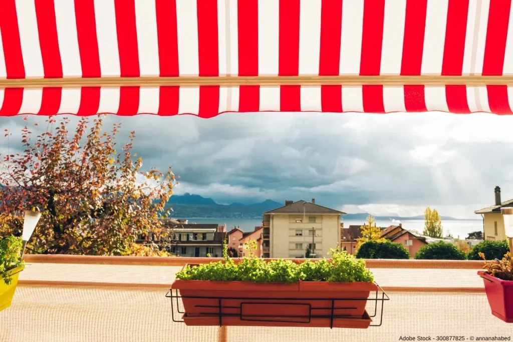 Sonnenschutz Balkon für kleine Wohnungen mit großem Outdoor-Gefühl